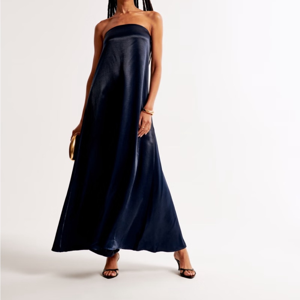 Elegant Navy Strapless Dress